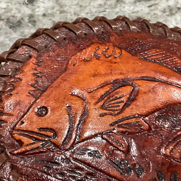 80’s Vintage Hand Tooled Leather and Whip Stitched Belt Buckle Fish - Picture 3 of 8